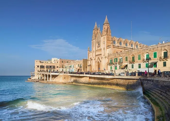 Charles Home, Cozy, Prime Spot, Near Seafront * Sliema