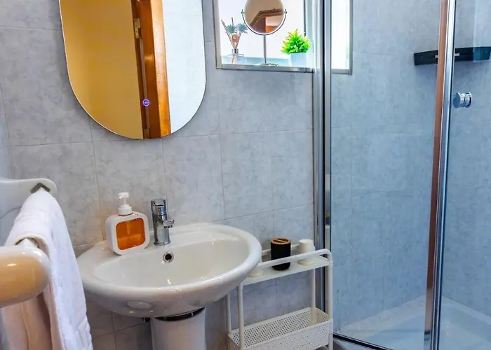 Сasa de vacaciones Charles Home, Cozy, Prime Spot, Near Seafront Sliema